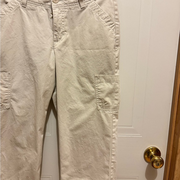 Lee Riders Sz 6M Cream Cargo Capris VGUC 😊😊 - Picture 8 of 14